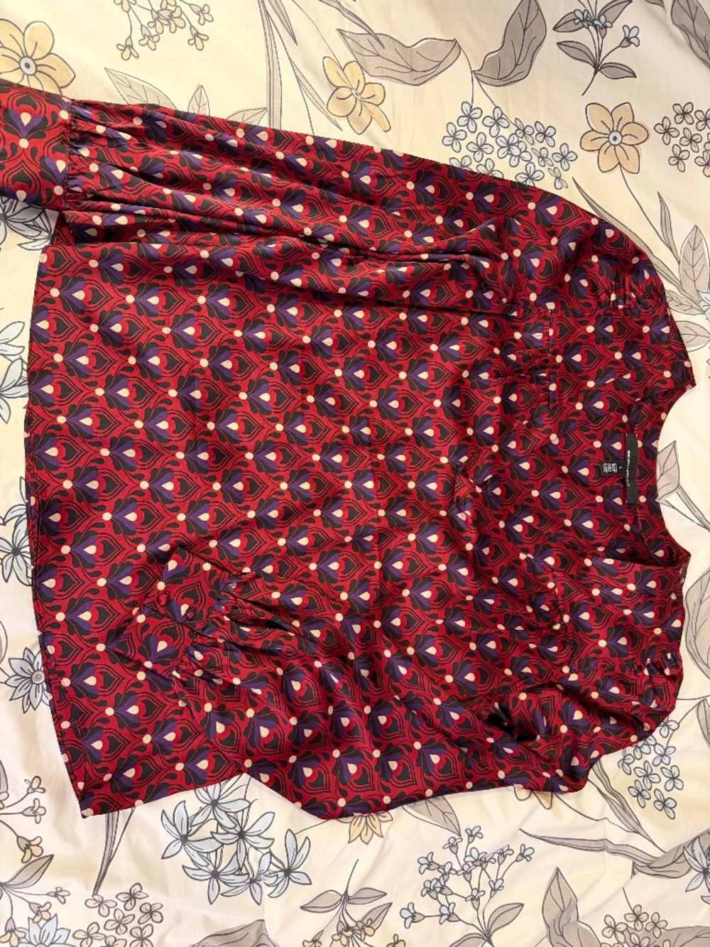 White House Black Market Red Geometric Mosaic Pattern Blouse Top Size L